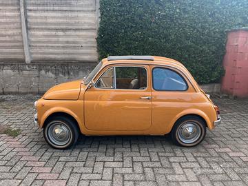 Fiat 500 F 8 Bulloni del 1966