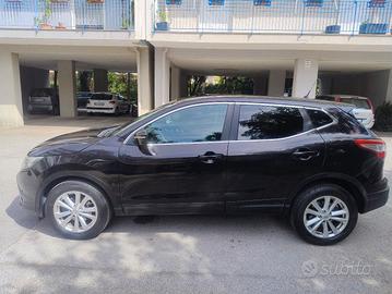 Nissan Qashqai 1.5 dci n-connecta 