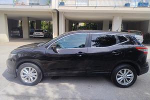Nissan Qashqai 1.5 dci n-connecta 