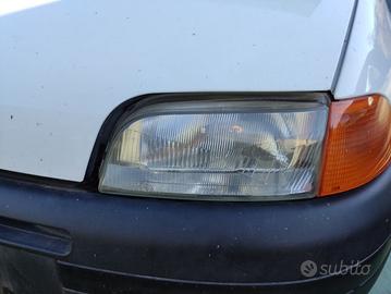 Proiettore sinistro FIAT PUNTO 1 del 1998