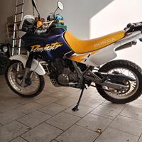 Honda NX 650 Dominator