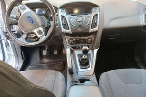 auto ford focus