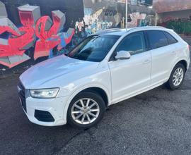 AUDI Q3 2.0TDI S-TRONIC/F1/NAVI/LED/MOTORE NUOVO