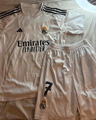 Completino real madrid vini jr. 7