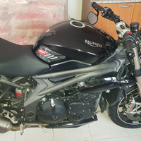 Triumph speed triple 1050 s
