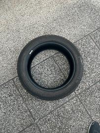 Pneumatici Continental invernali 215/50 R17