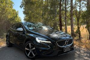 VOLVO V40 R-DESIGN