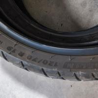 Pneumatici semitacchettati