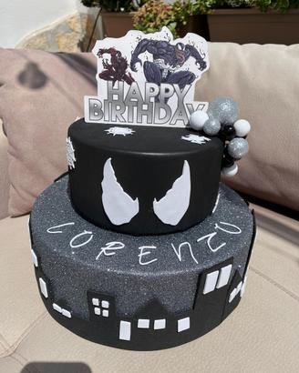 Torta scenografica fatta a mano Venom