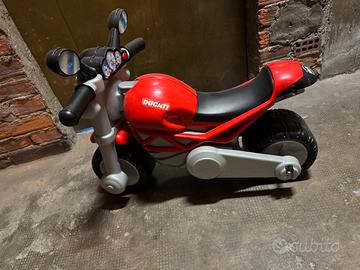 Chicco Ducati Monster moto 18+