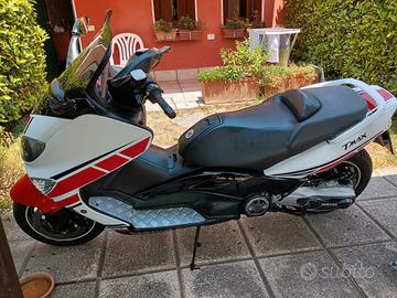 Yamaha Tmax 500
