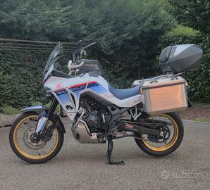 TRANSALP 750