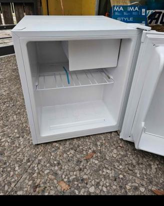 mini frigo da tavolo o da camper 