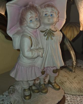 Lampada Statuina Capodimonte - "Bambini sotto l'Om