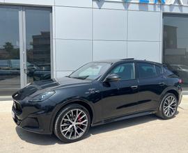 Maserati Grecale V6 Trofeo 530cv possibilità noleg