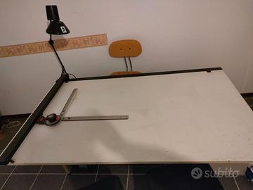 Tavolo da disegno completo + sedia