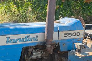 trattore a cingoli