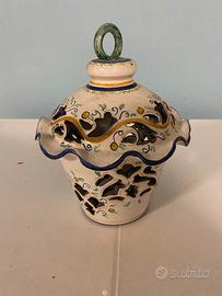 Lanterna in ceramica siciliana