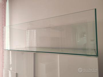 Acquaterrario pari al nuovo 