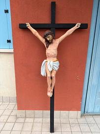 Antico grande Cristo in croce