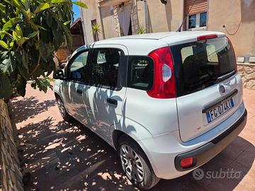 Fiat Panda bianca