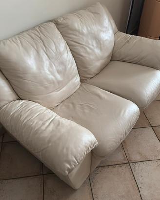 Divani in pelle