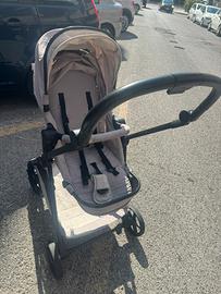 Passeggino leggero chicco