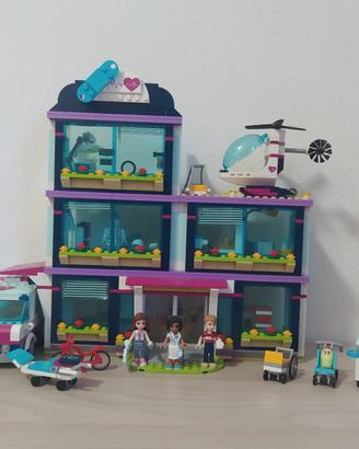 Lego Friends " L'ospedale di Heartlake " 41318