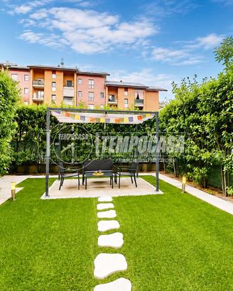 2 LOCALI CON GIARDINO