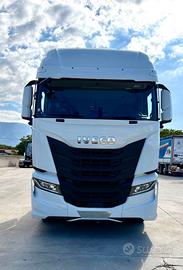 Iveco S-WAY 570
