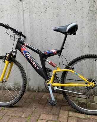 Mountain Bike Shadow 4000, 24 pollici