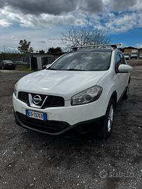 Nissan Qashqai+2 1.6 gpl con 5 posti