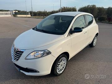 LANCIA YPSILON SÉRIE 3