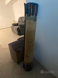 Tappeto da camera o cametetta, lavato con disegno