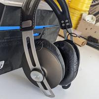 Sennheiser Momentum Over-Ear