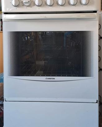 Forno elettrico Ariston