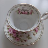 tazza da tea Royal Albert serie "fiore del mese"