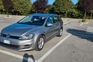 Golf Variant TGI