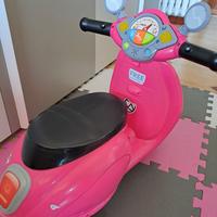 Vespa Primavera Rosa 1-5 anni