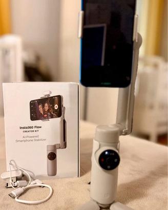 Insta360 Flow Creator Kit - Gimbal 3 assi con AI