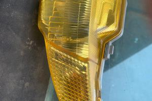 Faro anteriore Af 28