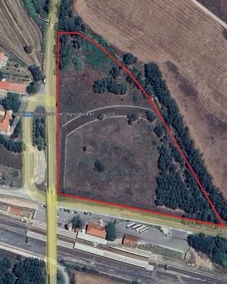 Lotti commerciali in zona strategica