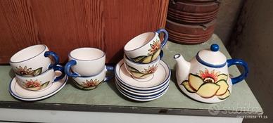 Servizio da the dipinto a mano