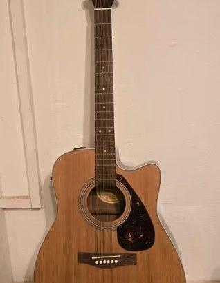 Chitarra Yamaha FX370C