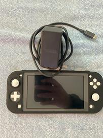 Nintendo switch lite con 4 giochi