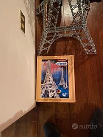Torre eiffel  in scatola di montaggio