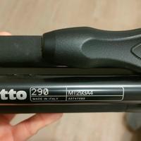 Treppiede Manfrotto.