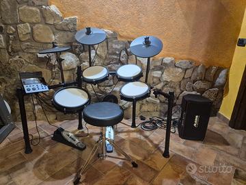 Batteria elettronica Alesis Nitro Max + amplificat
