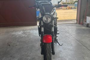 Yamaha xsr 700 xtribute A2