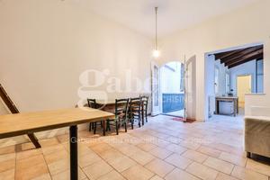 Via SAN VITALE - BOLOGNA - BILOCALE